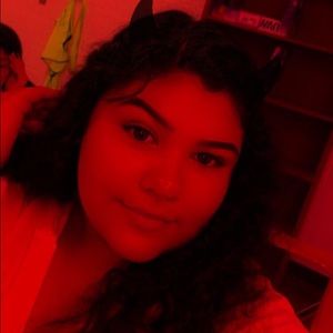 Meet your Posher, Melanie